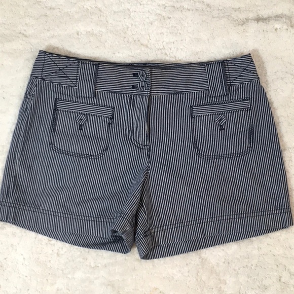 Ann Taylor Loft blue& white striped shorts - Picture 2 of 5